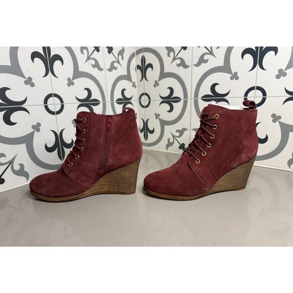 Diba Boots Maroon Size 9.5 main image 4